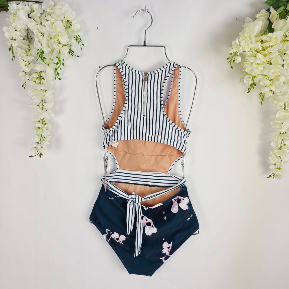 New Molybell Monokini One Piece Swimsuit XS Green Lilies Stripe Cutout Zip Beach - Picture 4 of 14